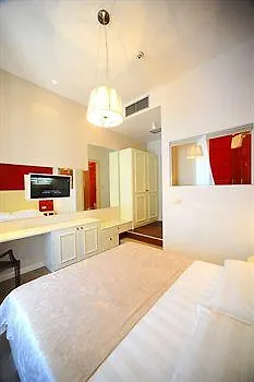 Olea Luxury Rooms Split 3*,